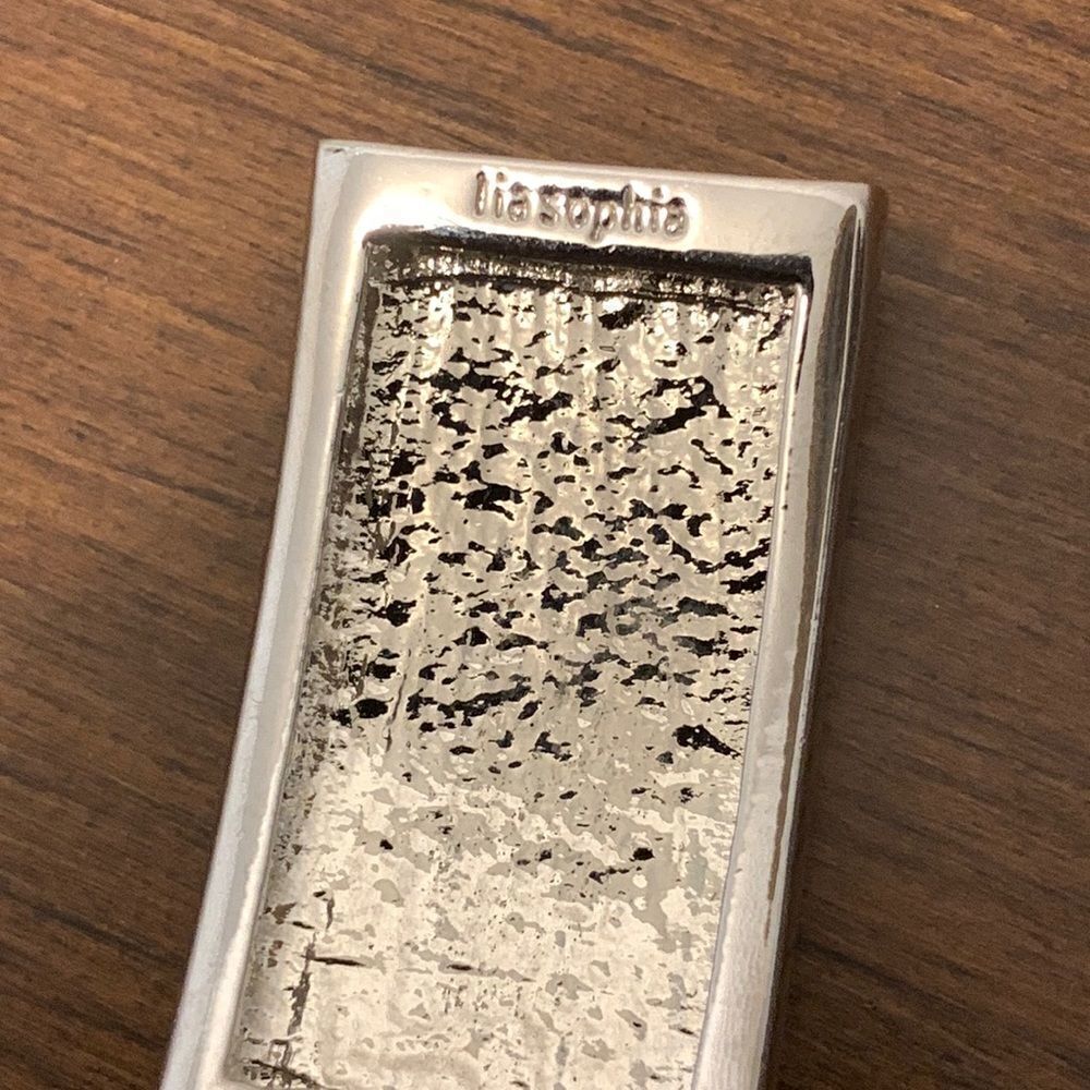Lia Sophia charm to fit on ribbon or leather wrist band